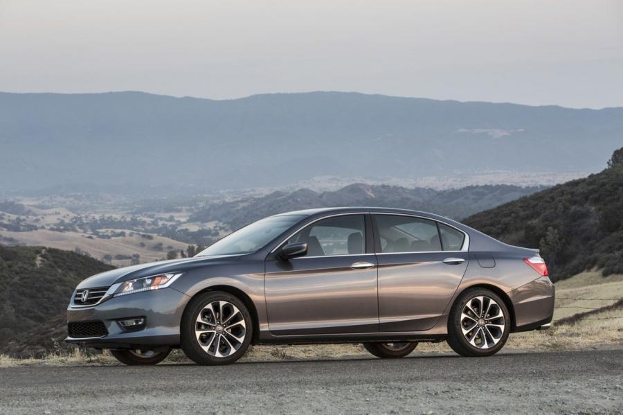  Honda Accord Sport Sedan 2013 года  (фото 60 из 147)